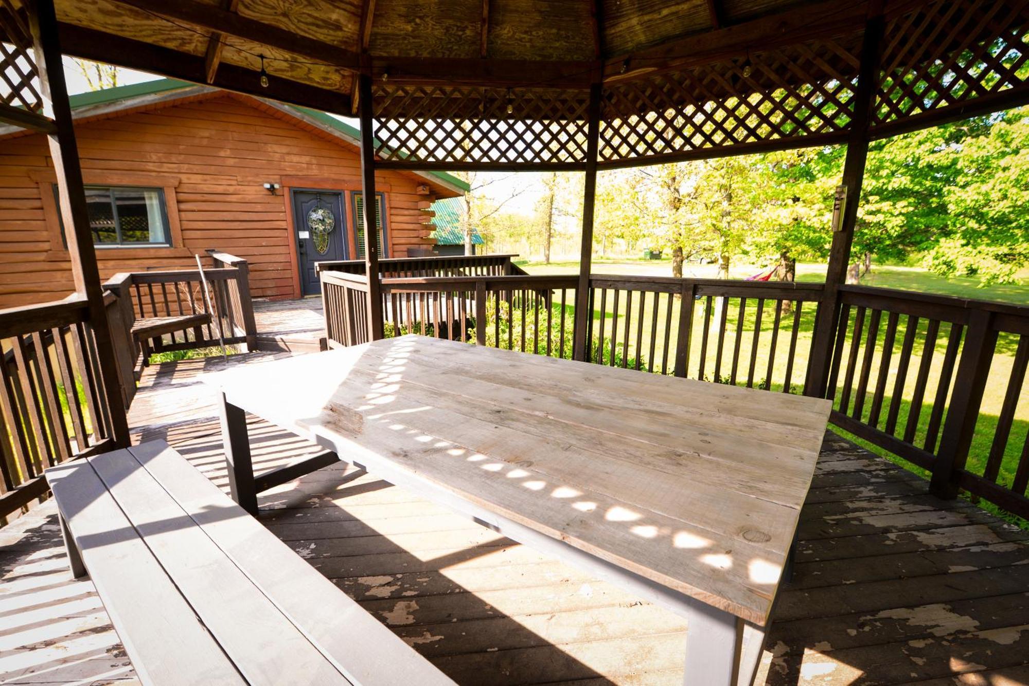 Cozy Cabin With Hottub At Cloverdale Cabins 힝클리 외부 사진